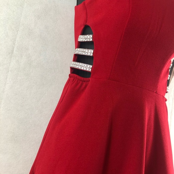 Xtraordinary high low size 1 red prom dress NWT - Picture 4 of 8